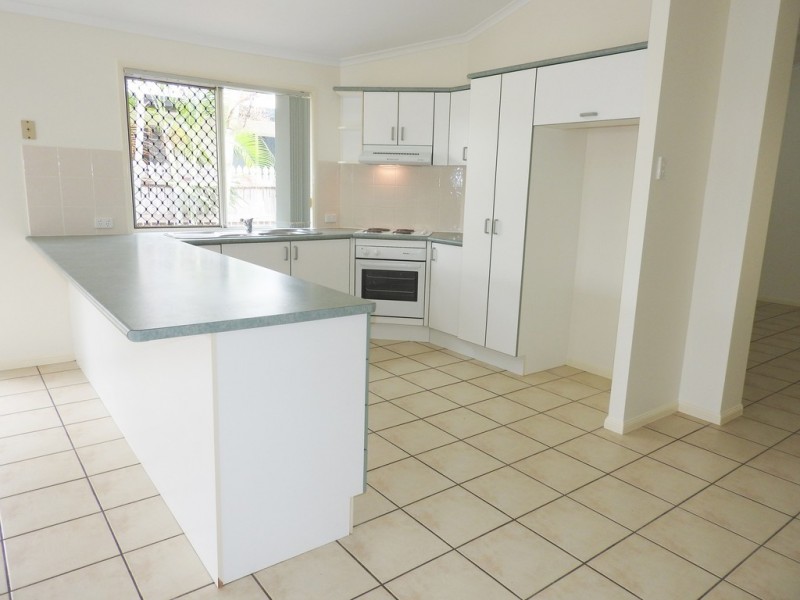 7 Fortunia Lane, Kirwan QLD 4817