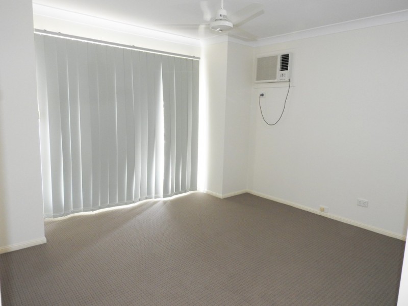 7 Fortunia Lane, Kirwan QLD 4817