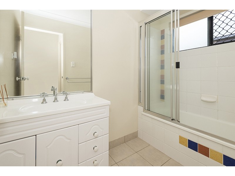 12 Gilby Court, Kirwan QLD 4817