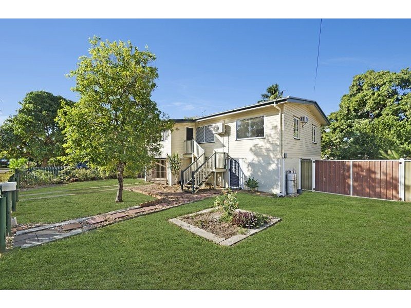 4 Brett Street, Cranbrook QLD 4814