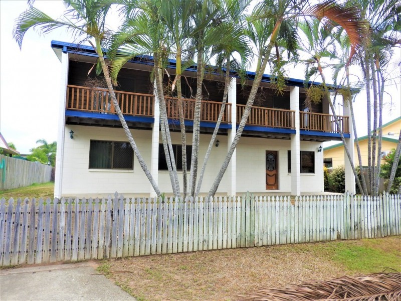 9 Peter Street, Kelso QLD 4815