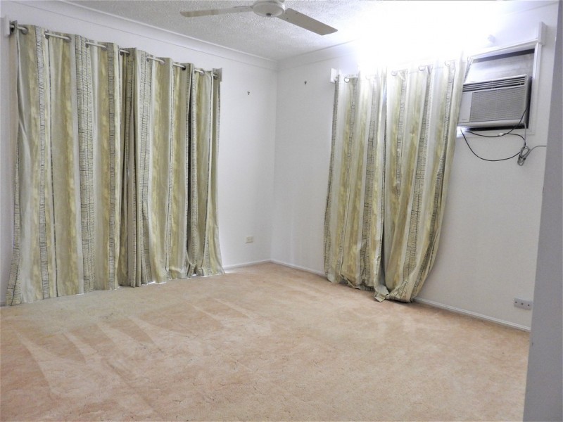 9 Peter Street, Kelso QLD 4815