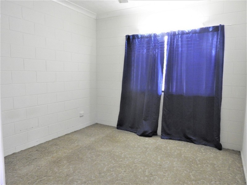 9 Peter Street, Kelso QLD 4815