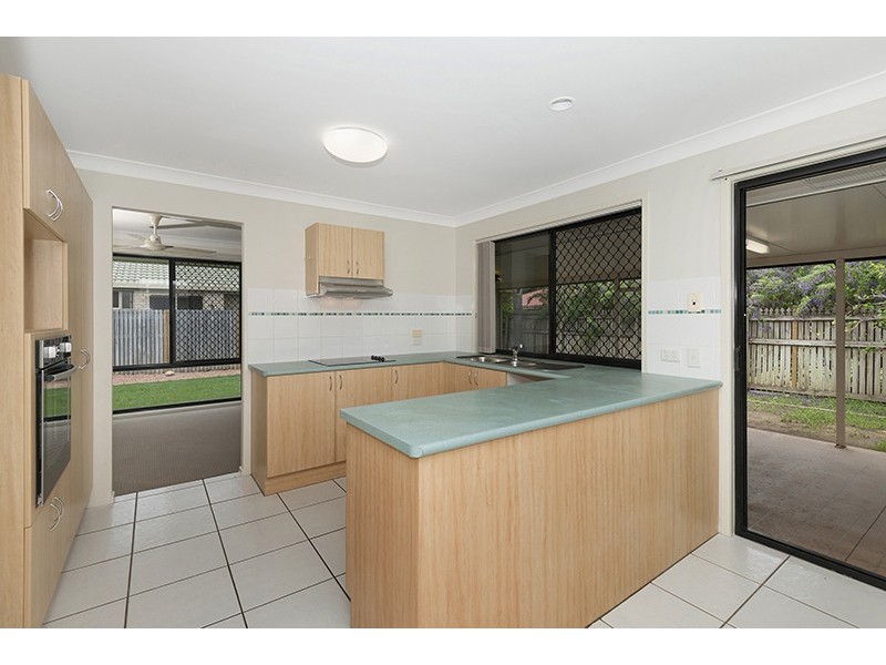 73 Wallace Circuit, Kirwan QLD 4817