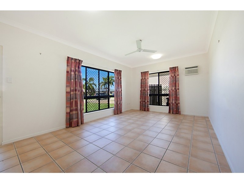 14 Brinkley Court, Mount Louisa QLD 4814
