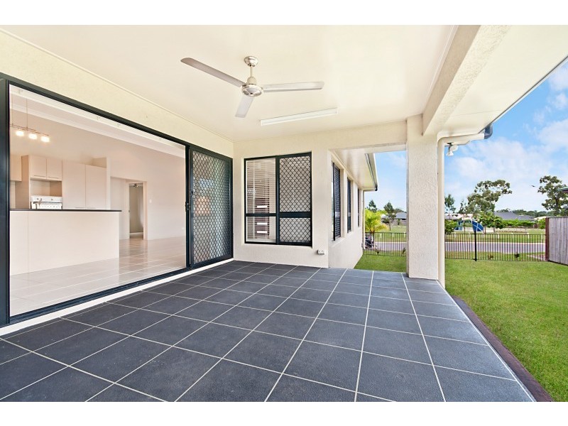 7 Helvellyn Street, Bushland Beach QLD 4818