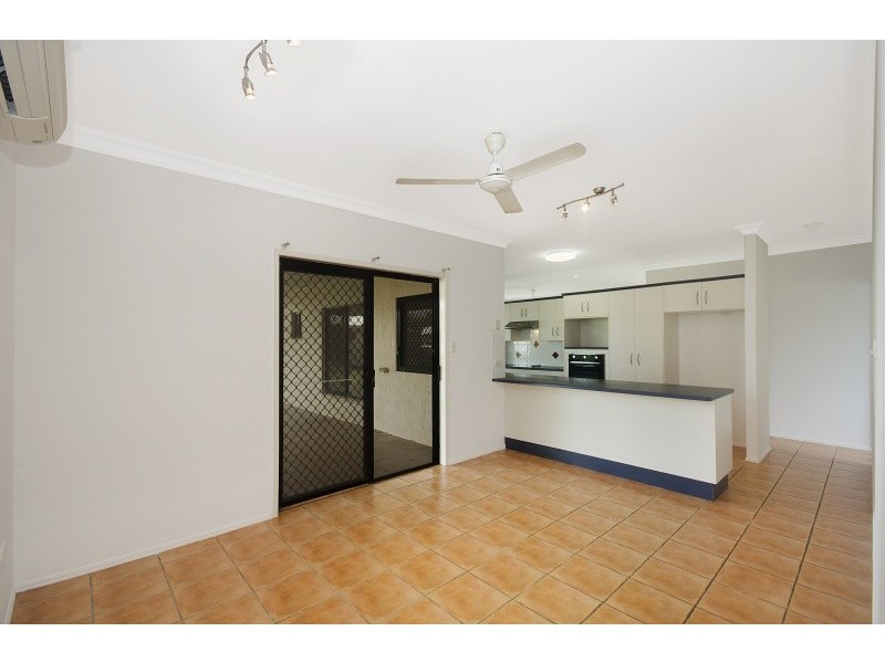 13 Heather Avenue, Rasmussen QLD 4815