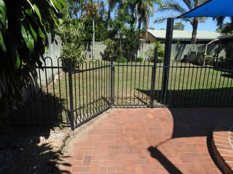 3 Sandalan Court, Bushland Beach QLD 4818