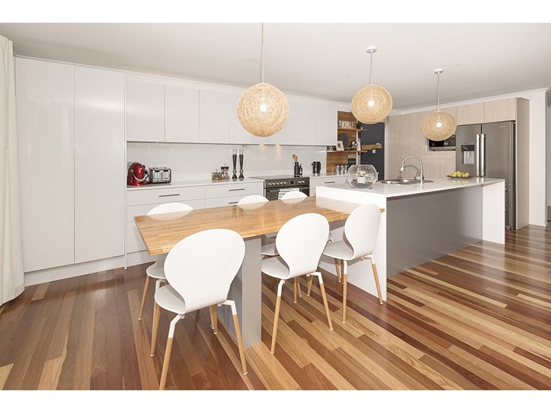 53 St Albans Road, Mount Louisa QLD 4814