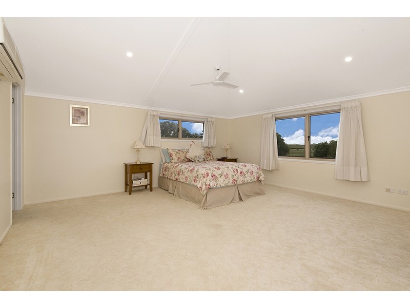 2203 Riverway Drive, Pinnacles QLD 4815