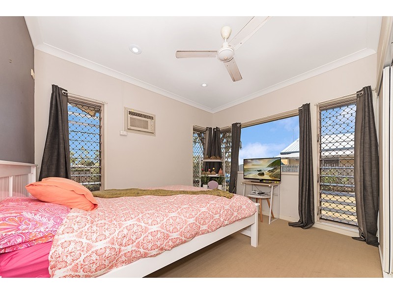 6 Glebe Place, Kirwan QLD 4817