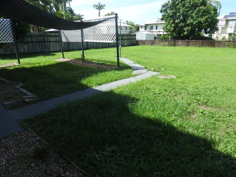 101 Tippett Street, Gulliver QLD 4812