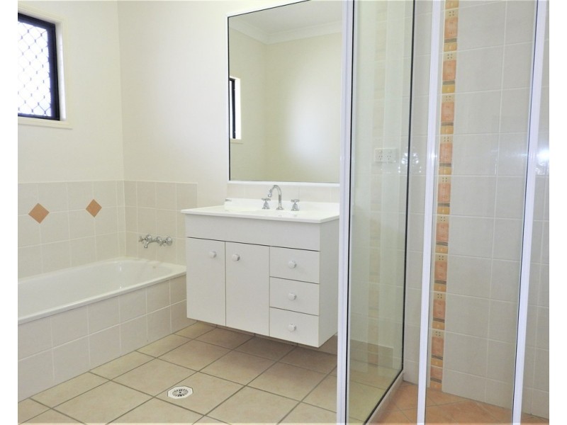 5 Constable Court, Kirwan QLD 4817