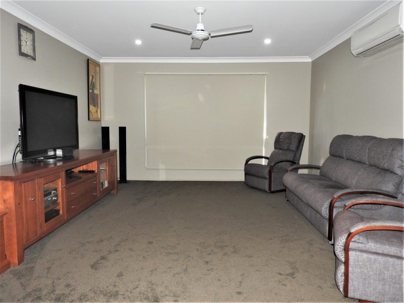 22 Stoneville Circuit, Mount Louisa QLD 4814