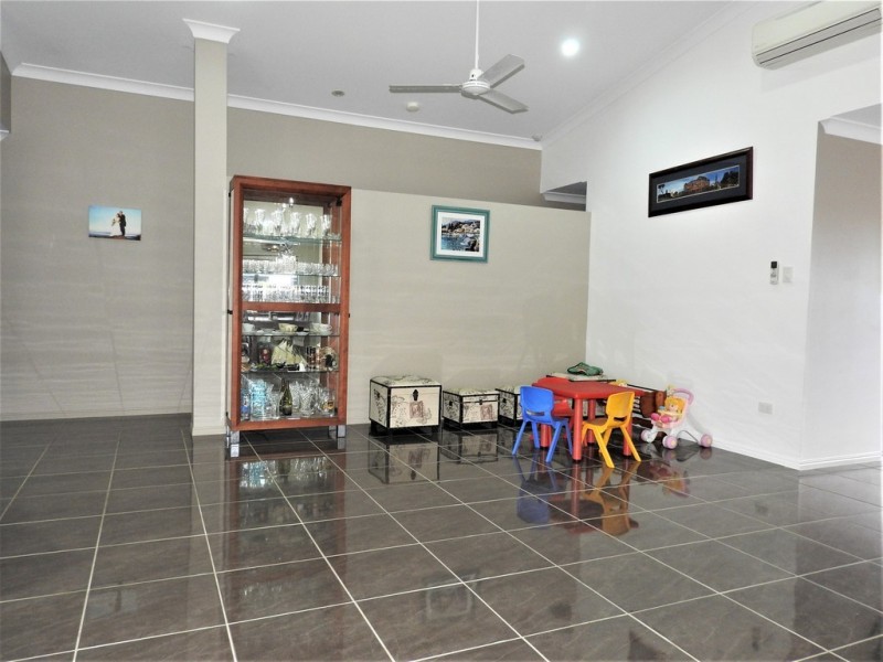 22 Stoneville Circuit, Mount Louisa QLD 4814