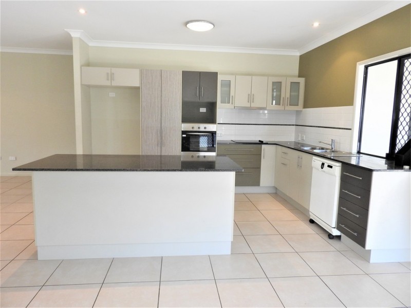 1 Logrunner Avenue, Bohle Plains QLD 4817