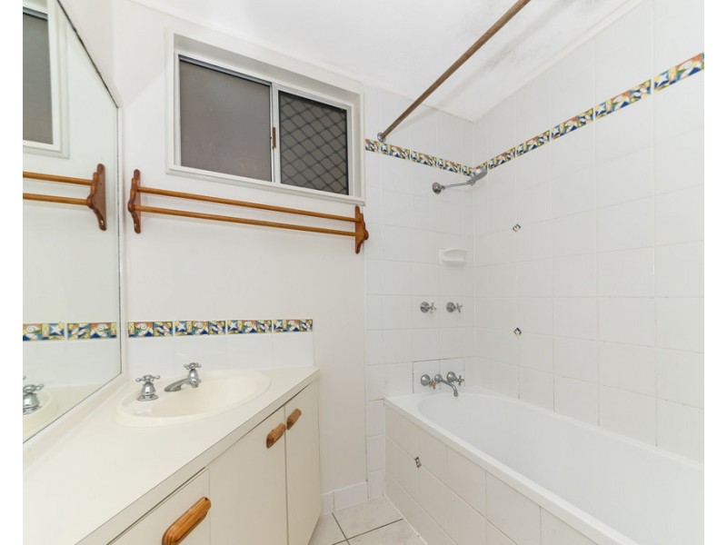 19 Lanark Street, Kirwan QLD 4817