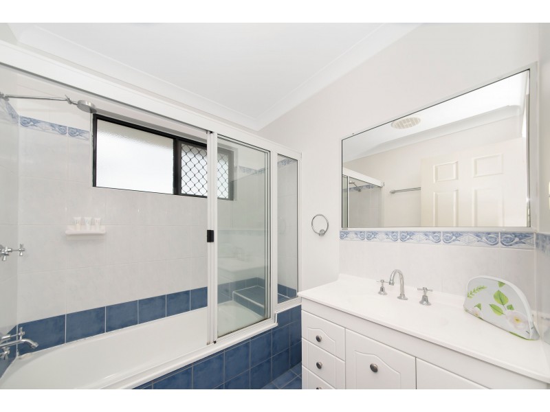 6 Trinca Court, Rasmussen QLD 4815