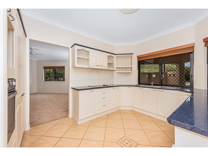 14 Crossman Place, Kirwan QLD 4817