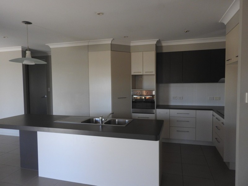 9 Capricorn Drive, Burdell QLD 4818