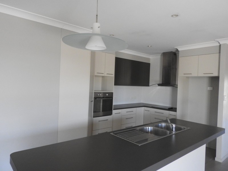 9 Capricorn Drive, Burdell QLD 4818