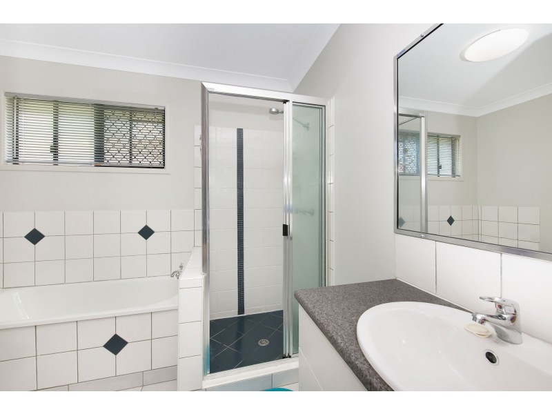 8 Ashford Court, Kirwan QLD 4817