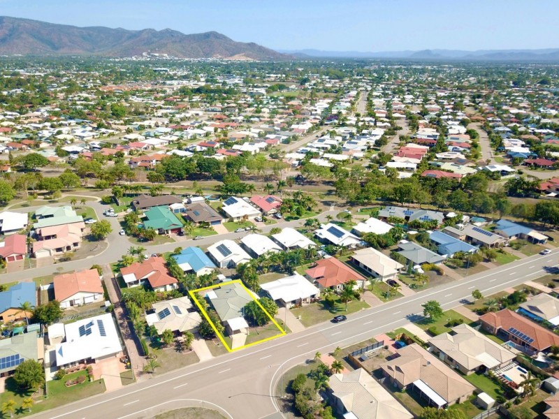 130 Greenwood Drive, Kirwan QLD 4817