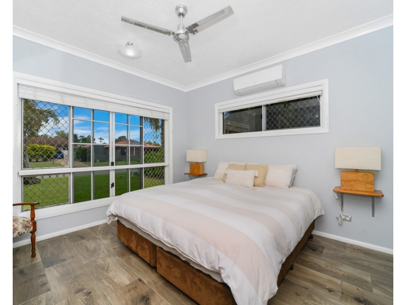 35 Whitsunday Drive, Kirwan QLD 4817