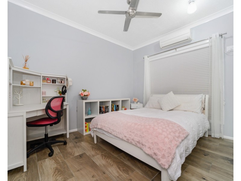 35 Whitsunday Drive, Kirwan QLD 4817