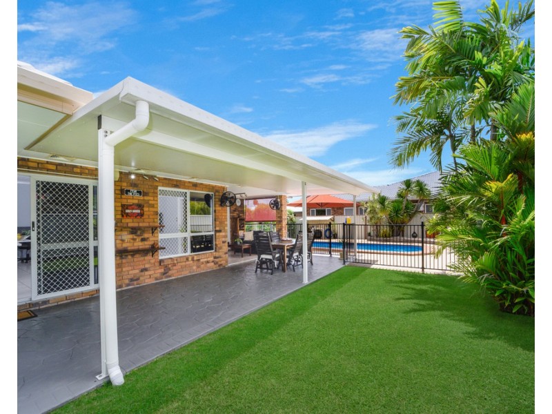 35 Whitsunday Drive, Kirwan QLD 4817