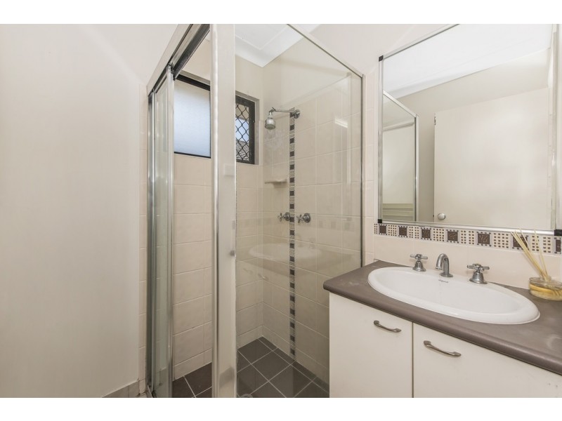 25 Lakewood Avenue, Kirwan QLD 4817