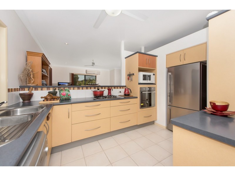 18 Crossman Place, Kirwan QLD 4817