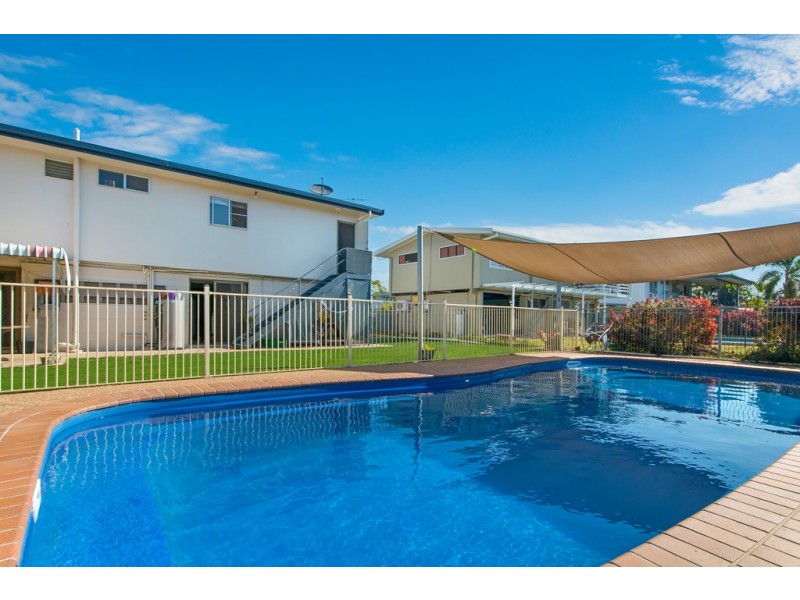25 Pine Street, Kirwan QLD 4817