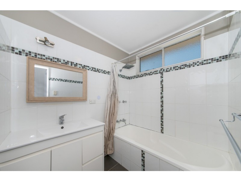 25 Pine Street, Kirwan QLD 4817