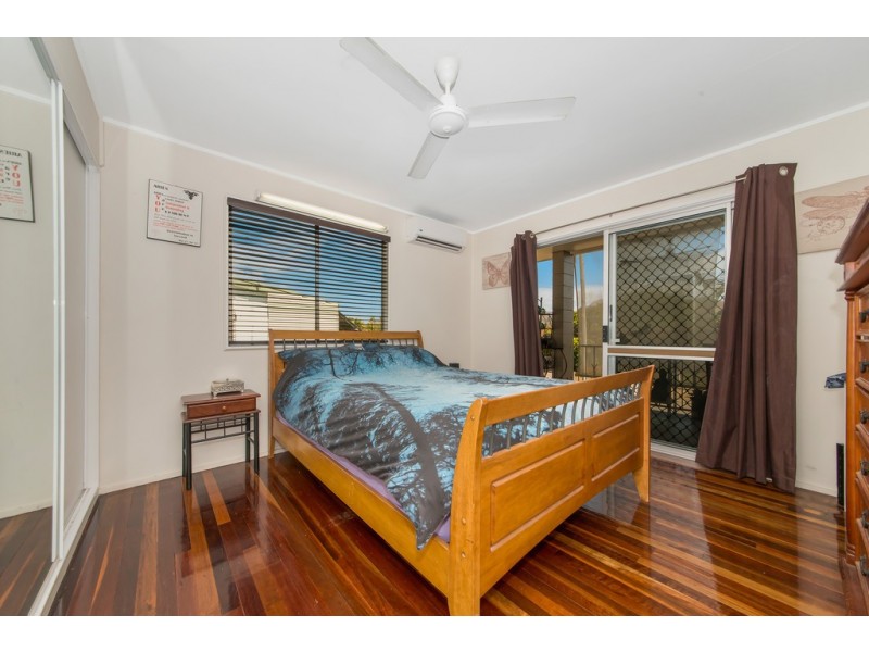 25 Pine Street, Kirwan QLD 4817