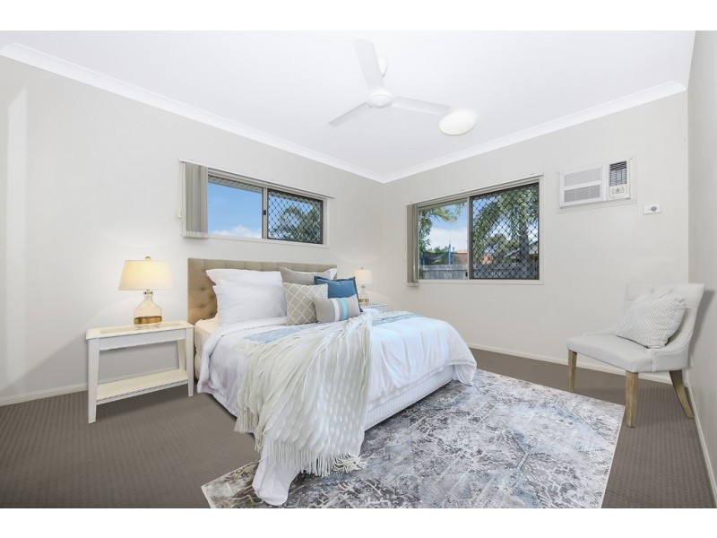 32 Riovista Way, Kirwan QLD 4817