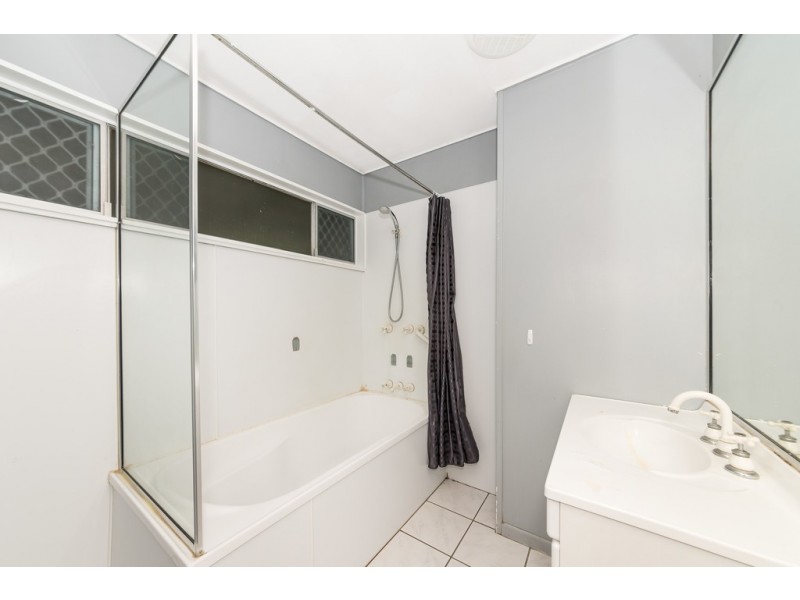 6 Cecelia Court, Kelso QLD 4815