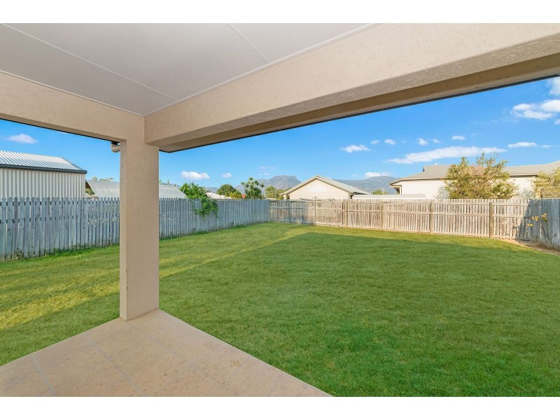 1/2 Brindole Court, Kelso QLD 4815