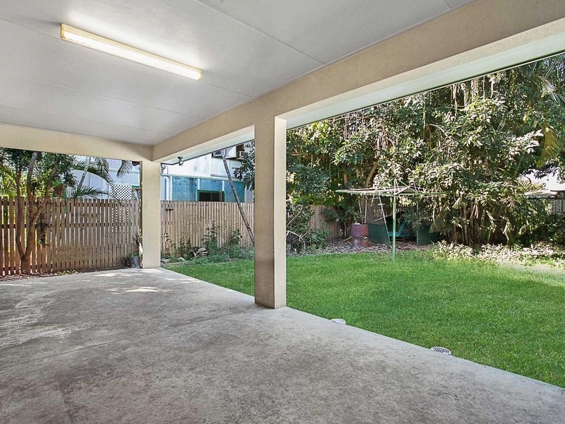 1/8 Abbott Street, Oonoonba QLD 4811