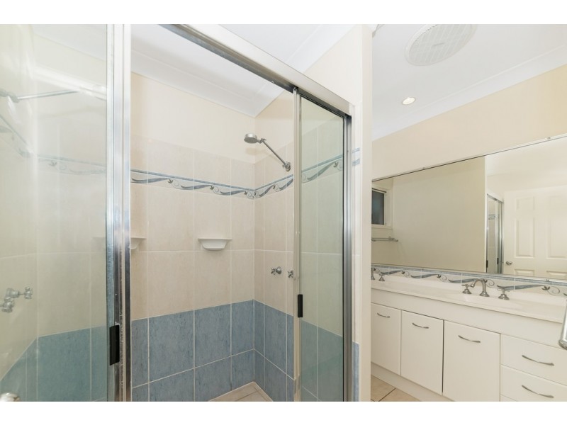 8 Michelia Close, Kirwan QLD 4817