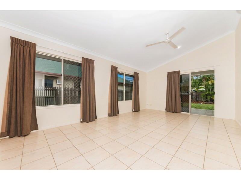 8 Michelia Close, Kirwan QLD 4817