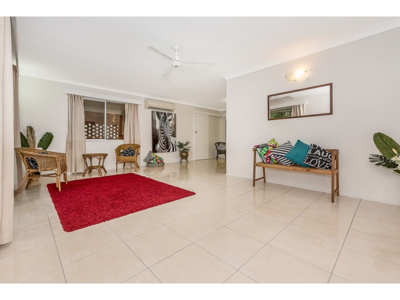 29 Pine Street, Kirwan QLD 4817