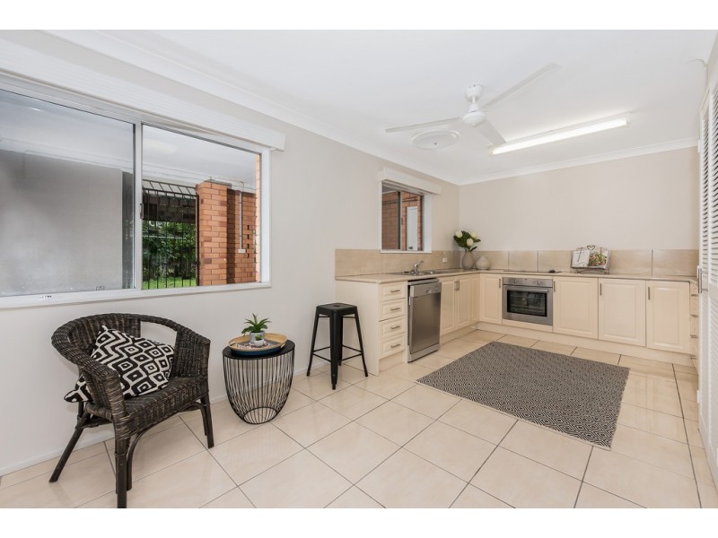 29 Pine Street, Kirwan QLD 4817