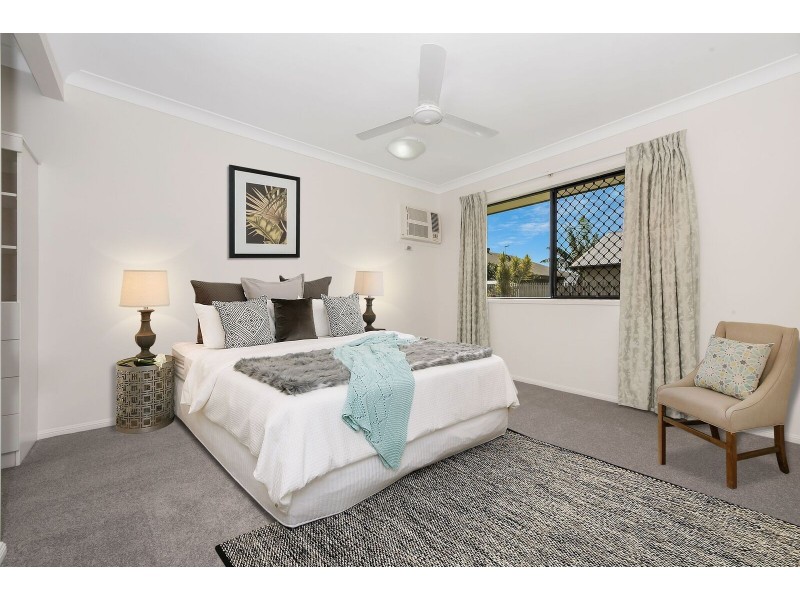 4 Spencer Avenue, Kirwan QLD 4817