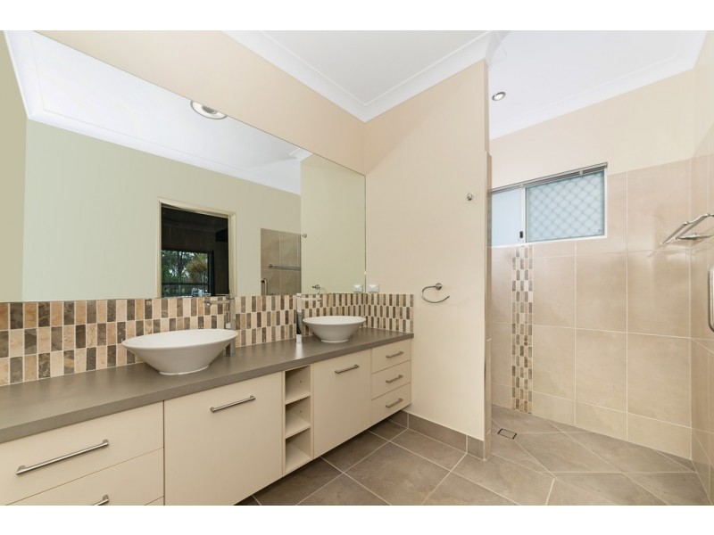 43 Guilfoyle Circuit, Kirwan QLD 4817