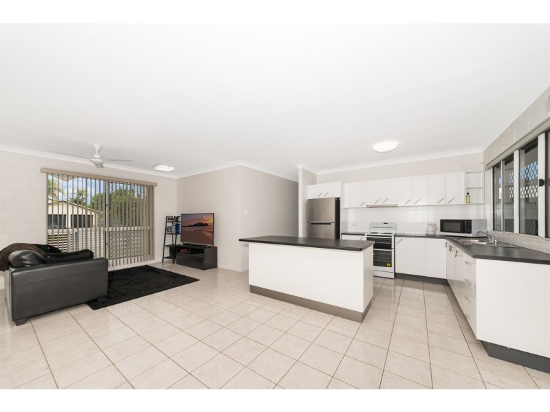15 Sapphire Court, Deeragun QLD 4818