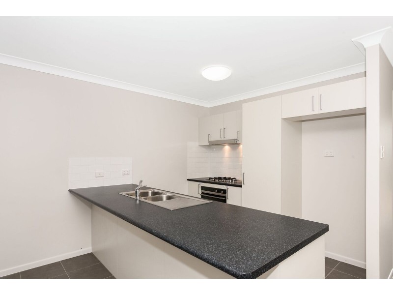 8 Bulla Place, Kelso QLD 4815