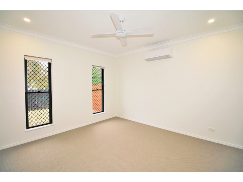 6A Castleview Lane, Garbutt QLD 4814