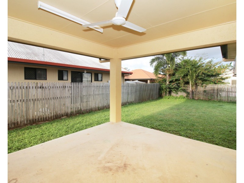 8 Pinnata Place, Kirwan QLD 4817
