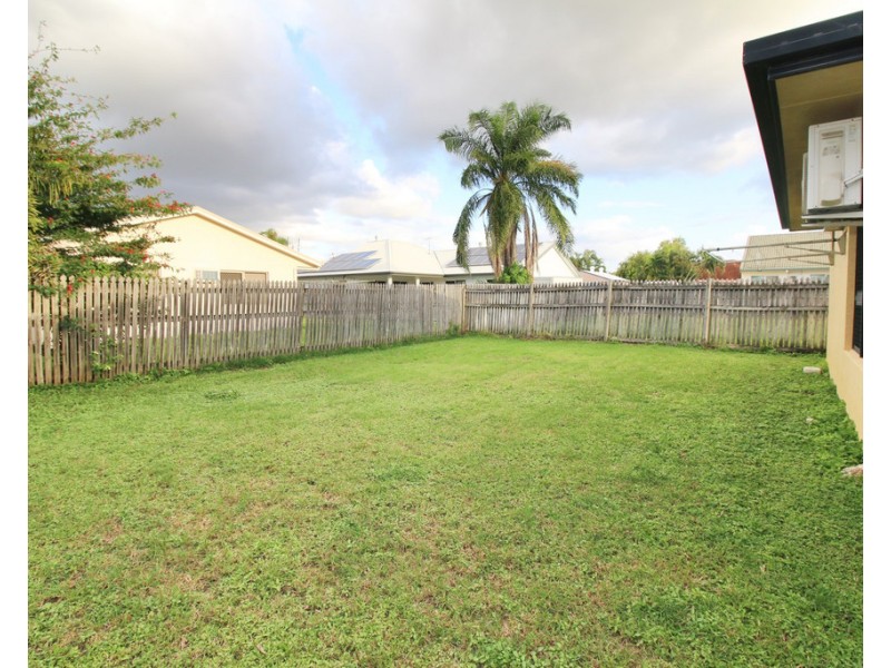 8 Pinnata Place, Kirwan QLD 4817